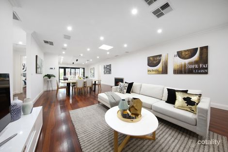 Property photo of 2 Clifton Street Bentleigh East VIC 3165
