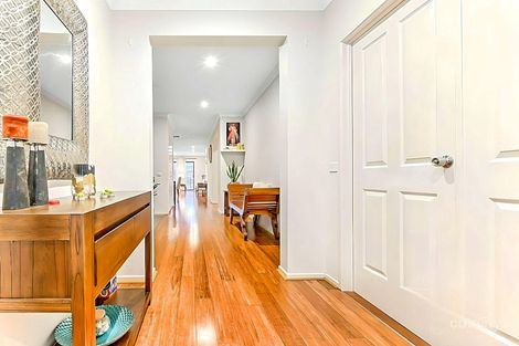 Property photo of 15 Stark Circuit Cranbourne East VIC 3977