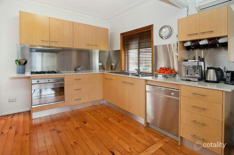 36 Gladstone St, Bellambi, NSW 2518