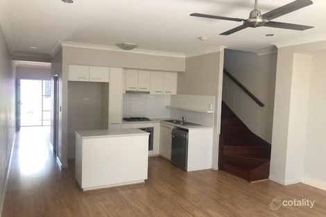 Property photo of 18 Cocoparra Place Fitzgibbon QLD 4018