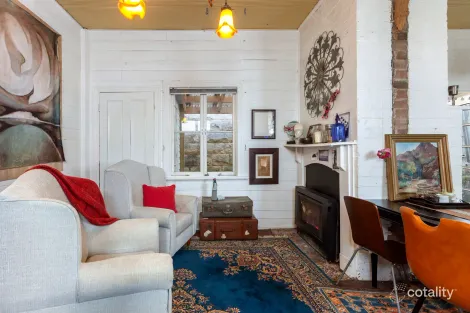 Property photo of 8 Kundibar Street Katoomba NSW 2780