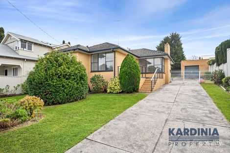 6 Cook St, Newtown, VIC 3220