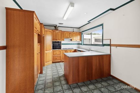 Property photo of 26 Bayview Parade Hamlyn Heights VIC 3215