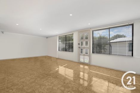 Property photo of 4 Utzon Court St Clair NSW 2759