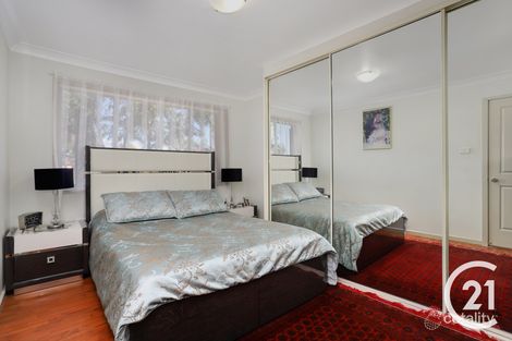 Property photo of 4 Utzon Court St Clair NSW 2759