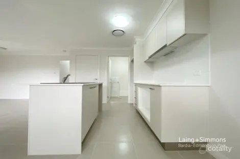 Property photo of 5A Heffernan Street Catherine Field NSW 2557