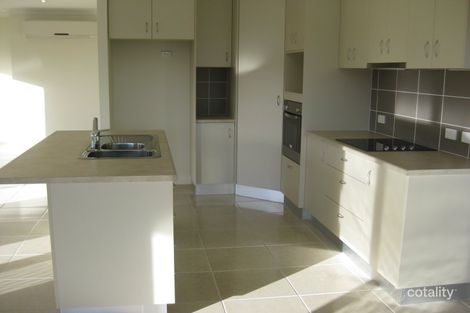 Property photo of 17 Peregrine Avenue Kelso QLD 4815