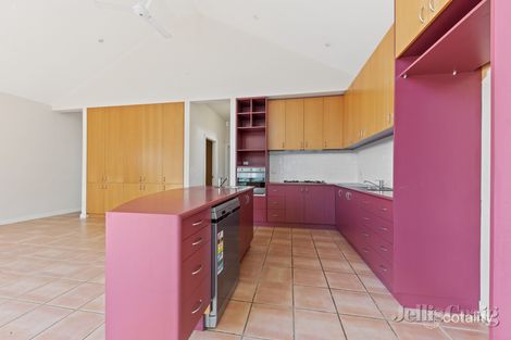Property photo of 10 St Hubert Road Ivanhoe East VIC 3079