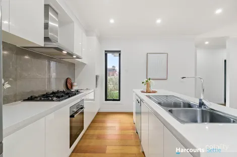 Property photo of 2/31 Oakpark Drive Chadstone VIC 3148