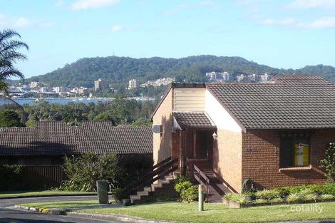 16/31 Fiona St, Point Clare, NSW 2250