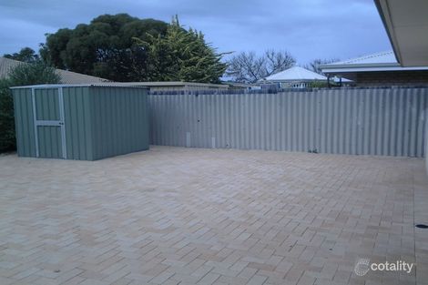 Property photo of 4 Pebblewood Road Woodvale WA 6026