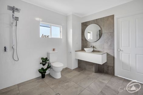 Property photo of 15/8 Clare Street Parramatta Park QLD 4870