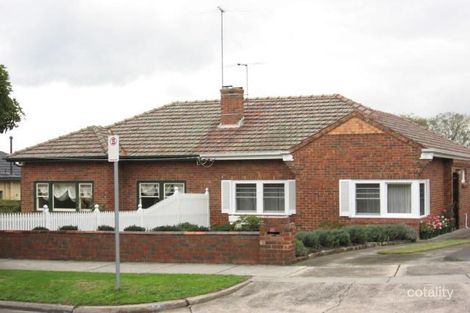 Property photo of 14 Peate Avenue Glen Iris VIC 3146