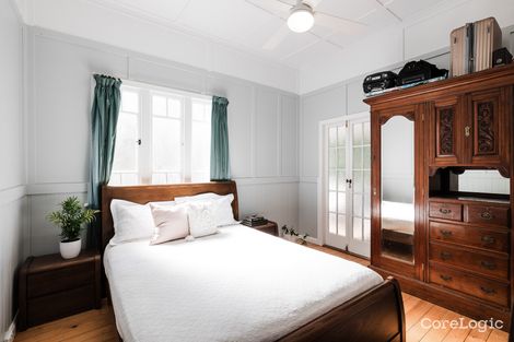 Property photo of 36 Collins Street Mount Lofty QLD 4350