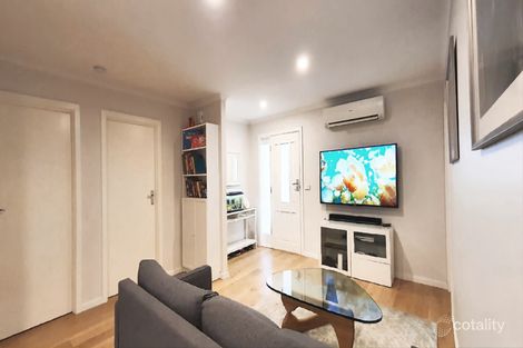 Property photo of 18 Bentley Street Surrey Hills VIC 3127