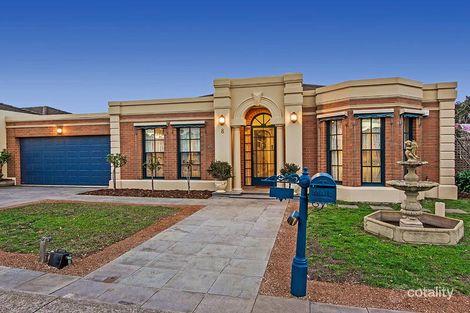 8 Tasman Cres, Taylors Lakes, VIC 3038