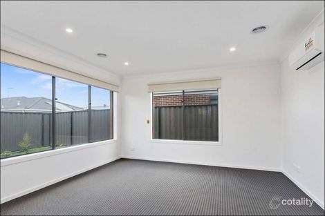 Property photo of 31 Laurel Crescent Carrum Downs VIC 3201