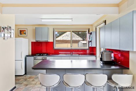 Property photo of 32 Feathertop Drive Wyndham Vale VIC 3024