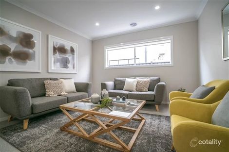 111 Buckingham Bvd, Strathtulloh, VIC 3338