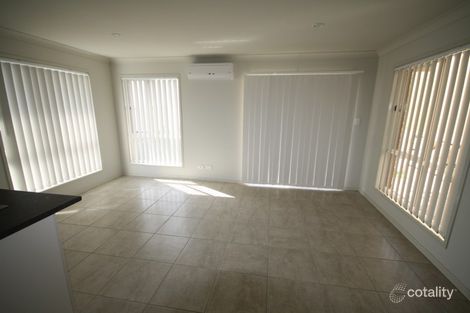 Property photo of 1/8 Bindarri Close Waterford QLD 4133