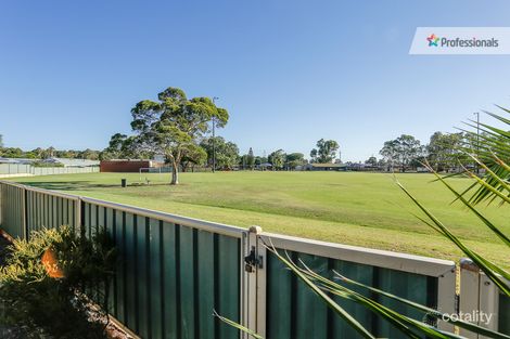 17b Blackadder Rd, Swan View, WA 6056