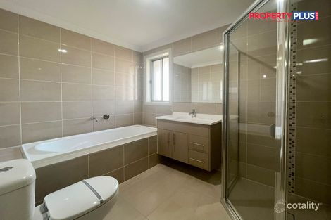 35 Holliday Ave, Edmondson Park, NSW 2174