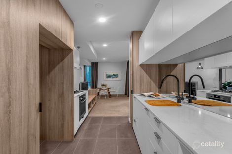 Property photo of 1004/2-4 Edmondstone Street South Brisbane QLD 4101