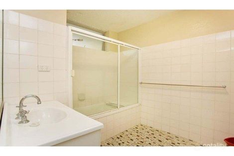 Property photo of 2/6 Grimes Street Auchenflower QLD 4066