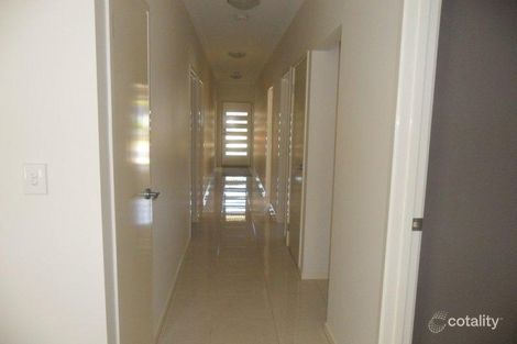 Property photo of 19 Lorikeet Parade Dakabin QLD 4503