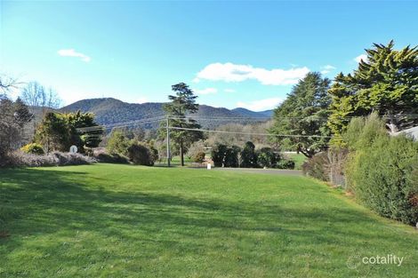 38 Coronation Ave, Bright, VIC 3741