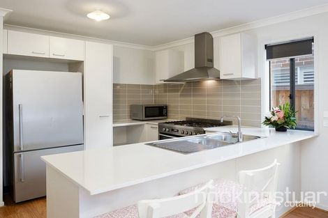 Property photo of 6 Gisborne Terrace Eynesbury VIC 3338