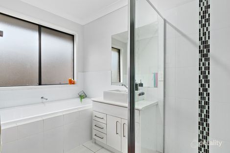 Property photo of 14 Yellena Road Fletcher NSW 2287