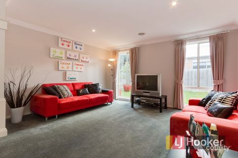 Property photo of 52 Hartsmere Drive Berwick VIC 3806