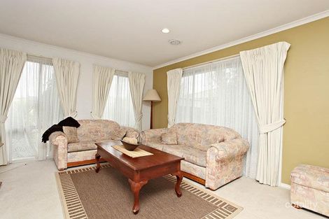 Property photo of 20 Berthon Crescent Hillside VIC 3037