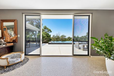 4 Pinto Cl, Parklands, WA 6180