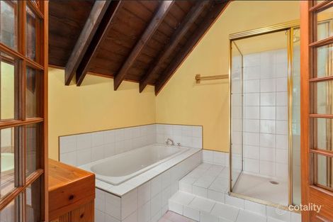 Property photo of 14 Deakin Drive Flora Hill VIC 3550