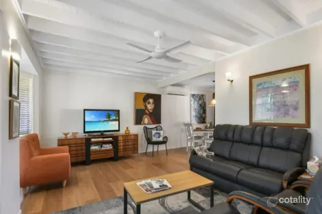 Property photo of 11 Crouch Avenue Bongaree QLD 4507