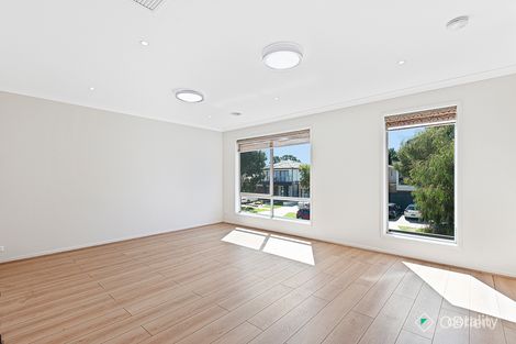 Property photo of 7 Orlando Crescent Keysborough VIC 3173