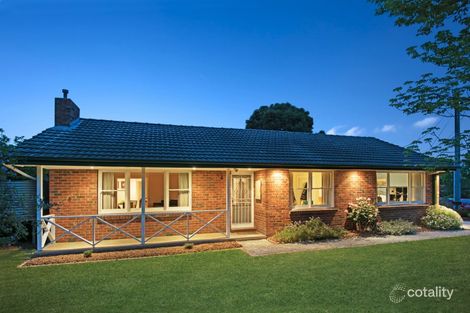 Property photo of 8 McComb Crescent Bayswater VIC 3153