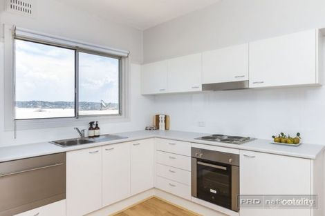 Property photo of 2/86 Memorial Drive Bar Beach NSW 2300