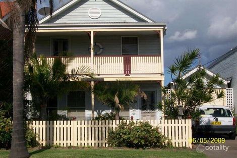 Property photo of 32 Robert Street Wickham NSW 2293