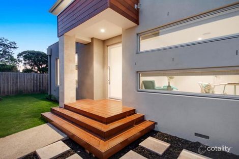 Property photo of 37 Napier Street Mornington VIC 3931