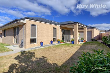 Property photo of 11 Grange Close Wodonga VIC 3690