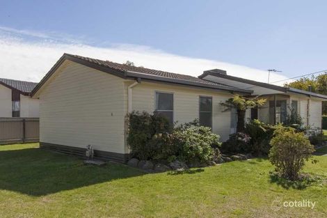 5 Tatyoon Rd, Ararat, VIC 3377