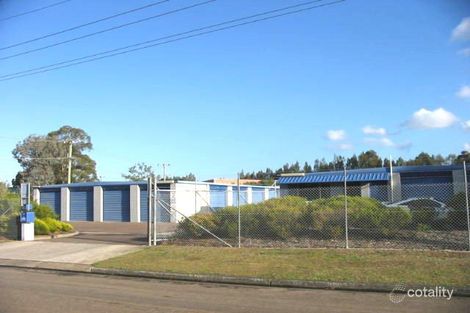 Property photo of 16 Grevillea Crescent Berkeley Vale NSW 2261