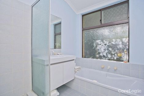 Property photo of 10 Cockatoo Place Brookdale WA 6112