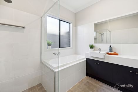 Property photo of 3 Romney Court Pennington SA 5013