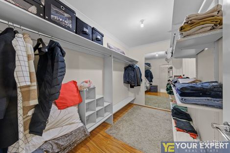 Property photo of 16 Valencia Circuit Cranbourne VIC 3977
