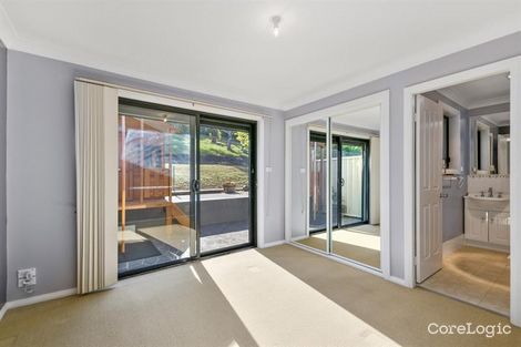 Property photo of 32 Campaspe Circuit Albion Park NSW 2527