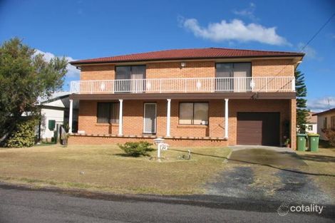 24 Manuka Pde, Gorokan, NSW 2263